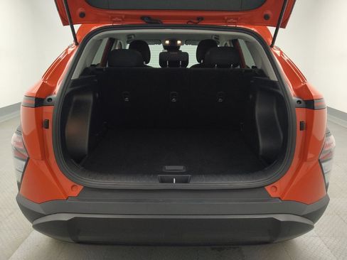 Used 2025 Hyundai Kona SEL image 29