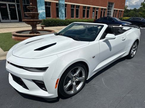 Used 2016 Chevrolet Camaro SS RWD image 13