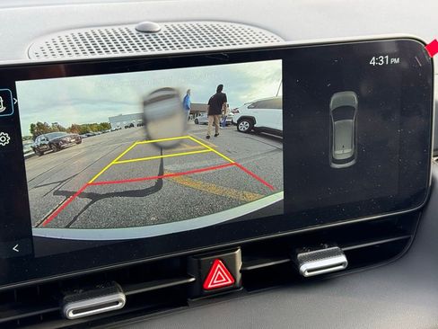 New 2025 Hyundai Ioniq 5 SEL image 31