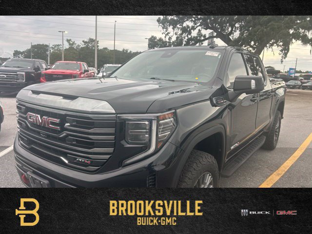 Certified 2022 GMC Sierra 1500 AT4 w/ AT4 Premium Package AWD/4WD image 1