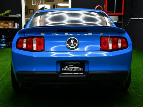 Used 2011 Ford Mustang Shelby GT500 w/ SVT Performance Pkg image 3