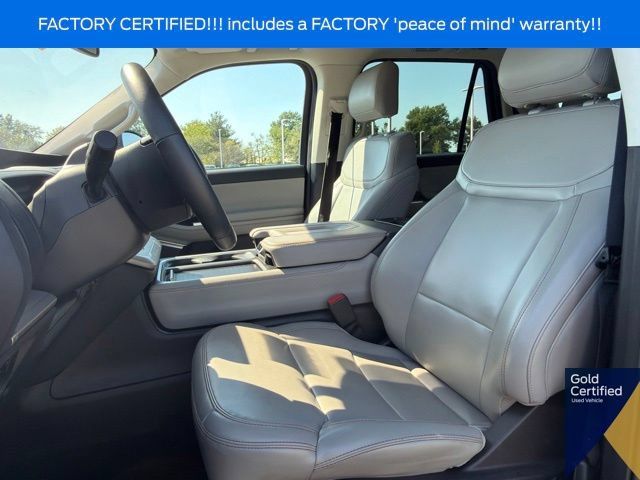 Used 2025 Ford Expedition Active AWD/4WD image 30