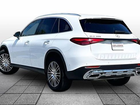 Certified 2026 Mercedes-Benz GLC 300 4MATIC image 5