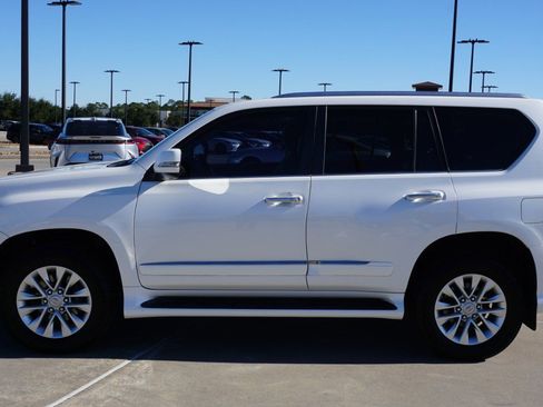 Used 2015 Lexus GX 460 image 5