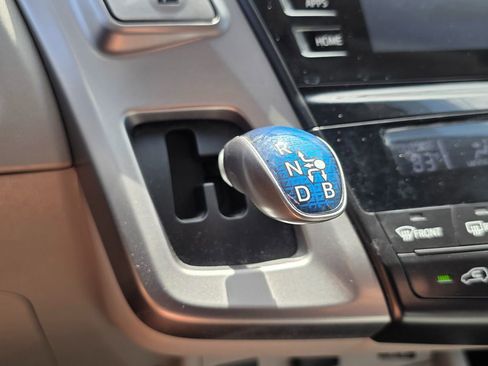 Used 2015 Toyota Prius V Three FWD image 37