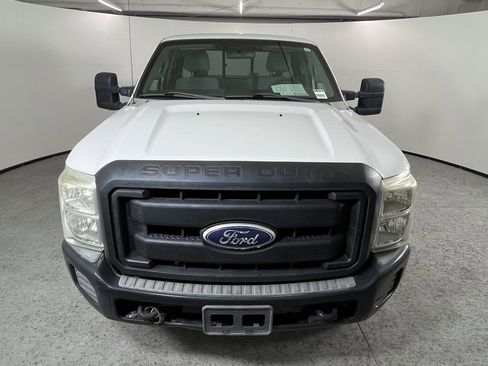 Used 2011 Ford F250 XL w/ Skid Plate Pkg image 8