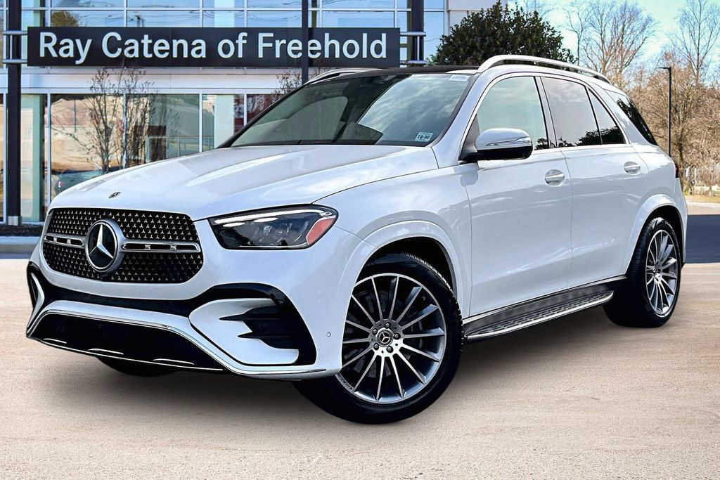 Used 2026 Mercedes-Benz GLE 450 4MATIC image 1
