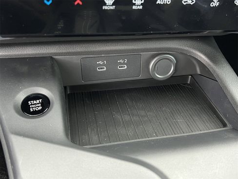 New 2026 Nissan Sentra SV image 12