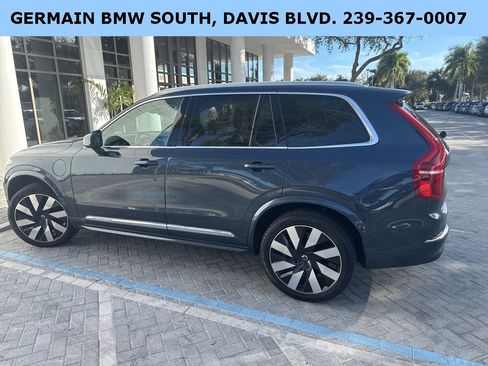 Used 2023 Volvo XC90 T8 Ultimate image 32