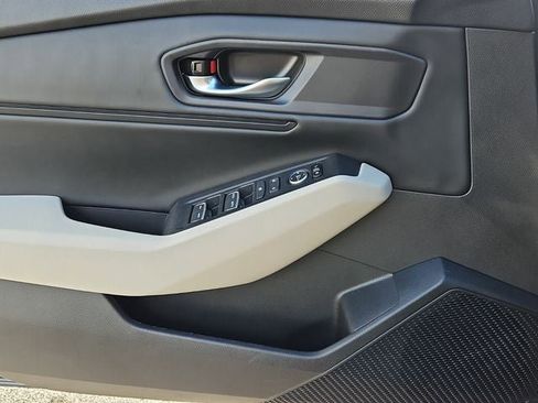 Certified 2025 Honda Accord SE image 24