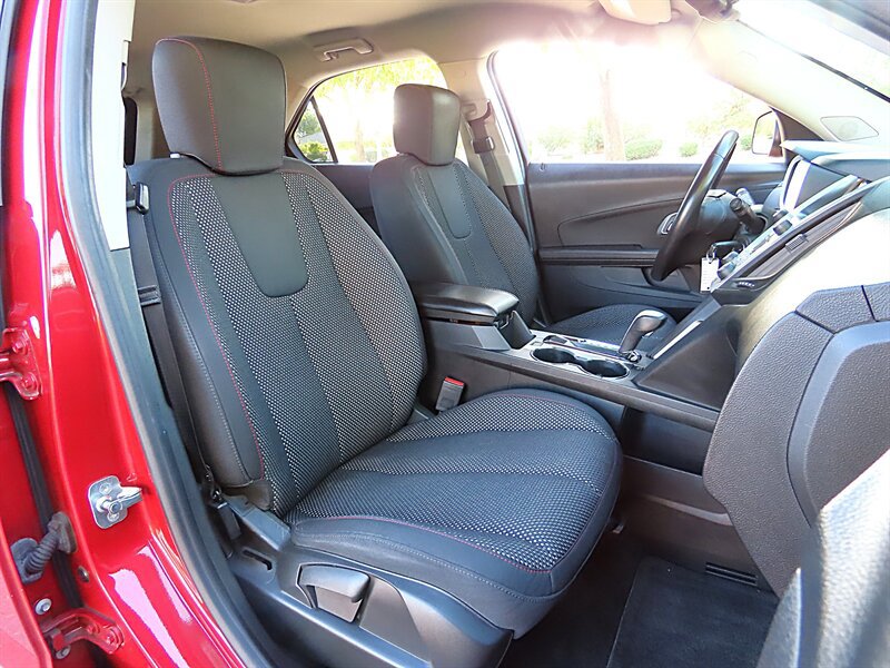 Used 2013 Chevrolet Equinox LT w/ Driver Convenience Package FWD image 22