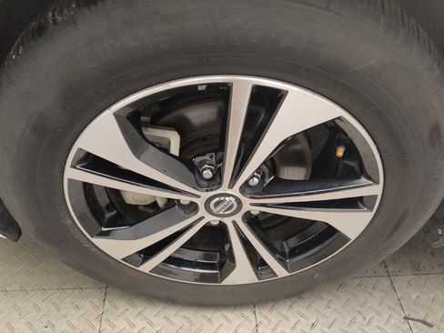 Used 2022 Nissan Sentra SV FWD image 31