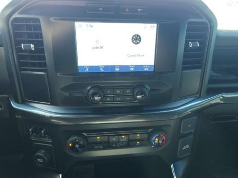 Used 2022 Ford F150 XL w/ STX Appearance Package RWD image 9
