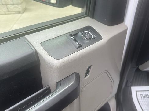 Used 2017 Ford F150 XL w/ Equipment Group 101A Mid image 10