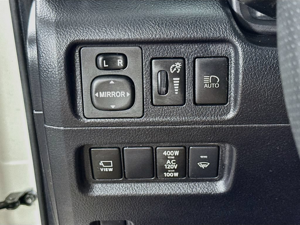 Used 2022 Toyota 4Runner Limited AWD/4WD image 25