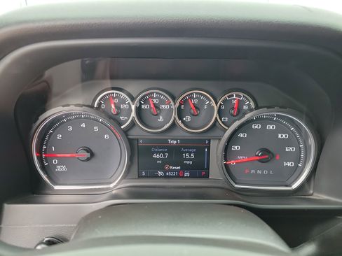 Used 2022 Chevrolet Silverado 2500 Custom w/ Custom Value Package AWD/4WD image 13