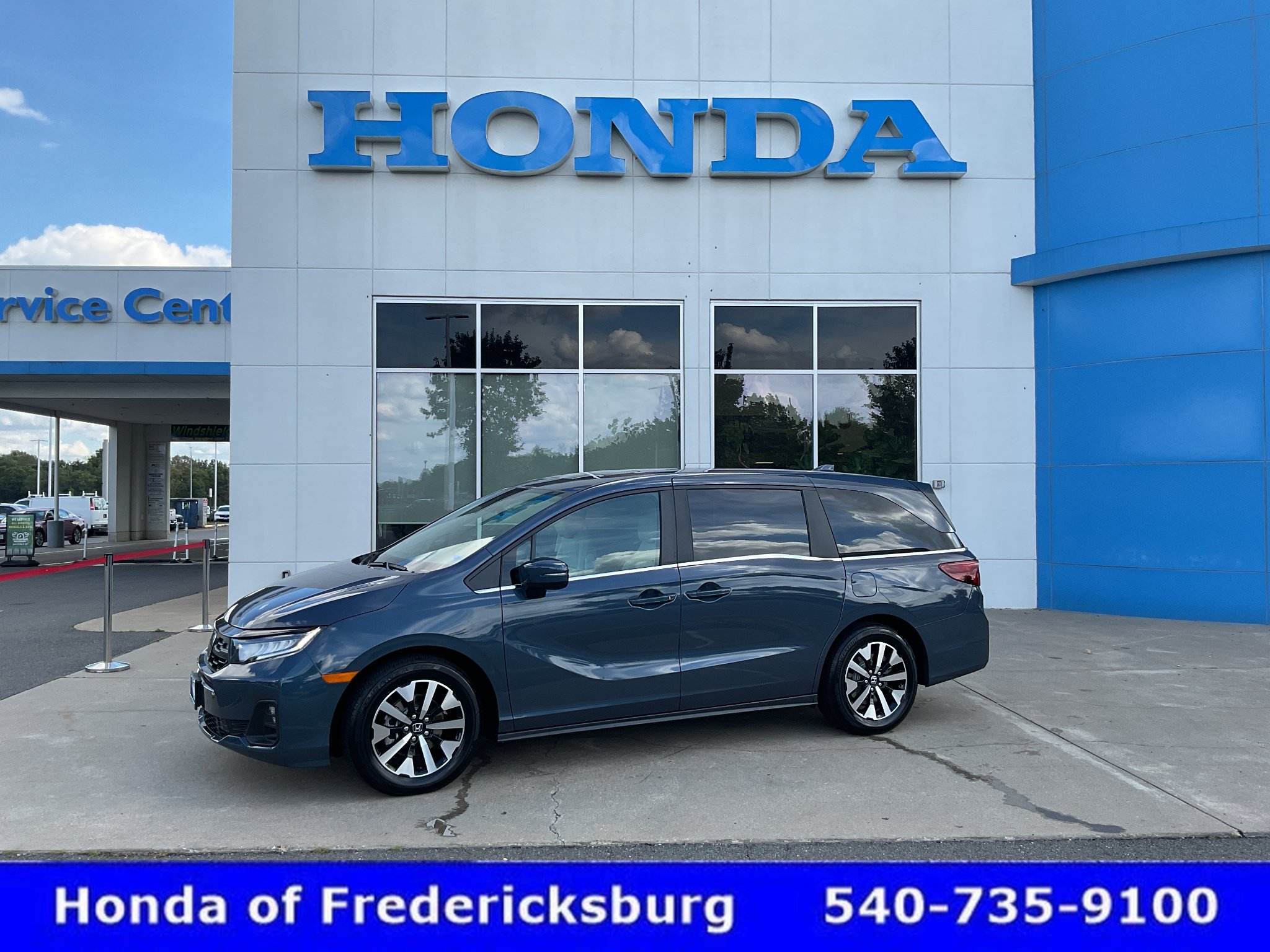 Used 2026 Honda Odyssey EX-L image 1