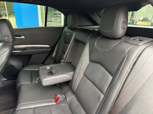 Used 2024 Cadillac XT4 Premium Luxury FWD image 15