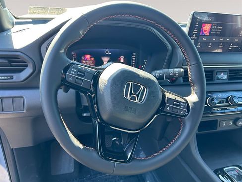 New 2026 Honda Pilot Sport image 12