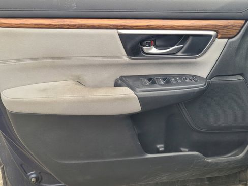 Used 2018 Honda CR-V EX image 16