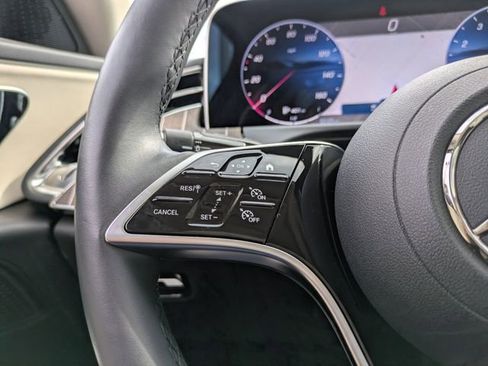 Used 2025 Mercedes-Benz E 350 Sedan image 26