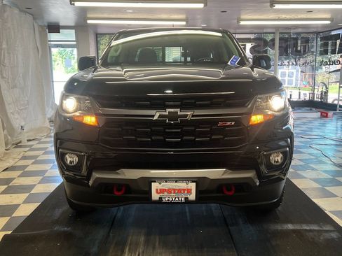 Used 2021 Chevrolet Colorado Z71 w/ Safety Package AWD/4WD image 2