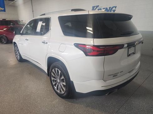 Used 2023 Chevrolet Traverse Premier w/ LPO, Floor Liner Package AWD/4WD image 8