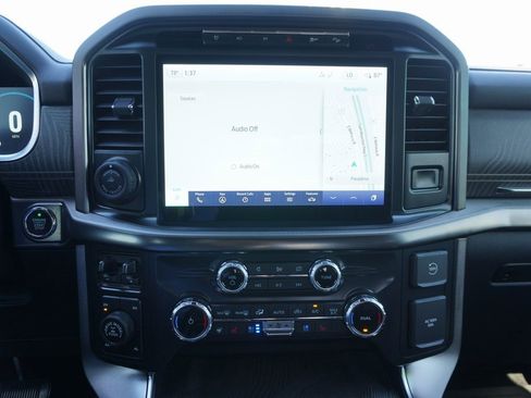 Certified 2022 Ford F150 Platinum w/ Equipment Group 701A High image 16