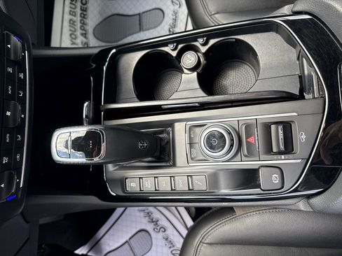 Used 2022 Maserati Levante GT image 18