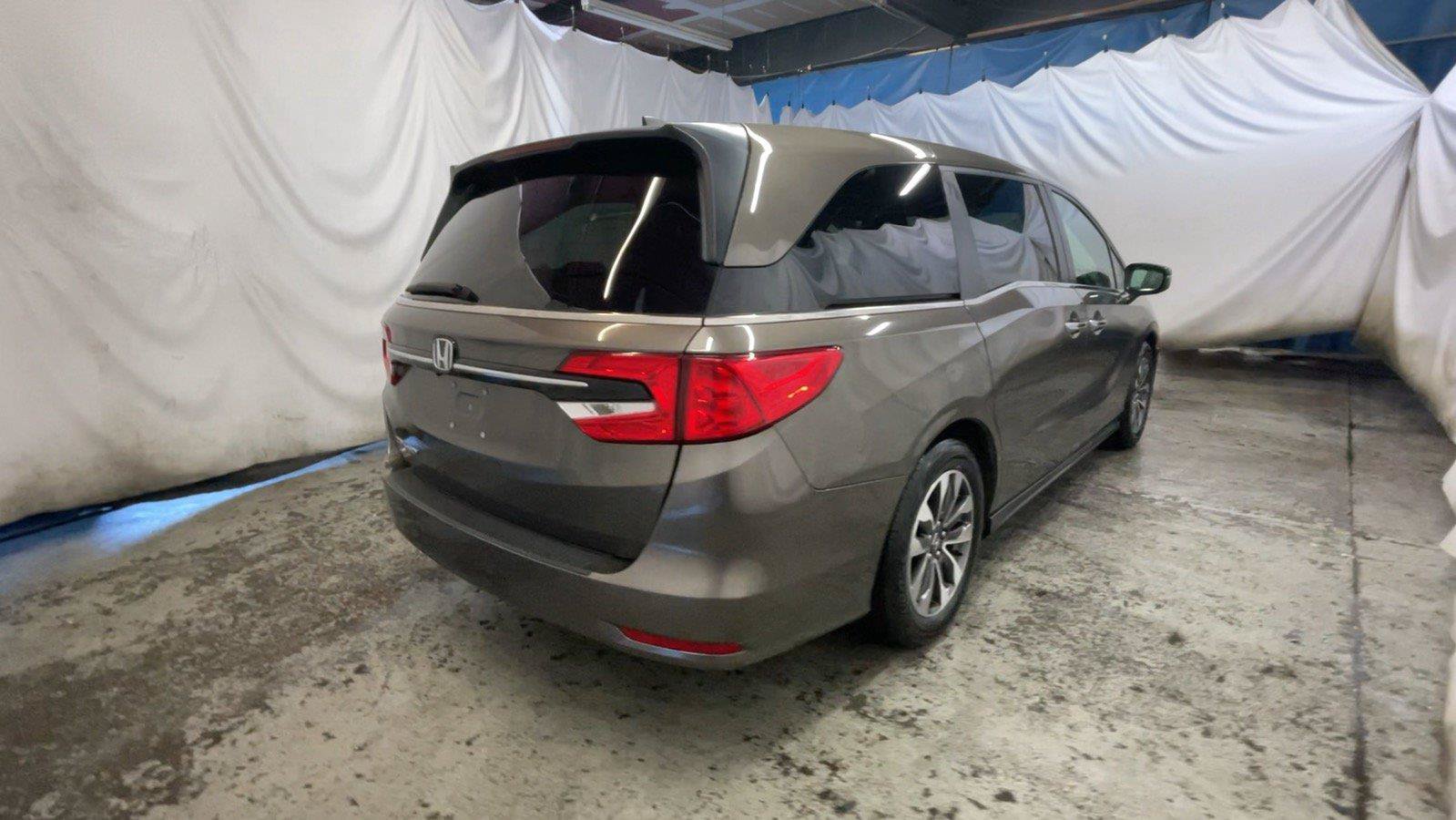 Used 2022 Honda Odyssey EX-L image 6