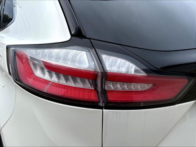 Certified 2024 Ford Edge Titanium AWD/4WD image 26