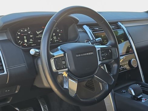 Certified 2021 Land Rover Discovery S R-Dynamic image 18