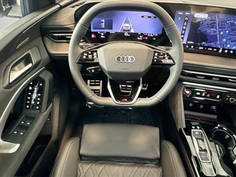 New 2026 Audi SQ5 Prestige AWD/4WD image 19