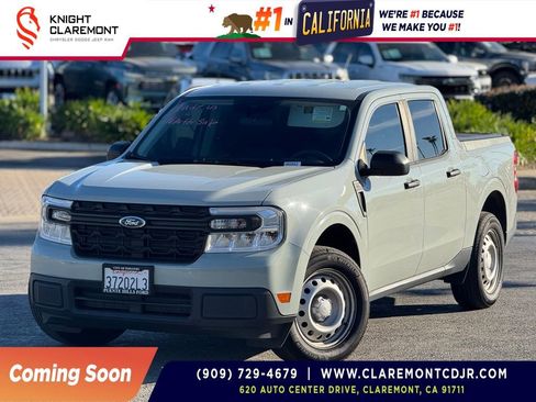 Used 2022 Ford Maverick XL image 1