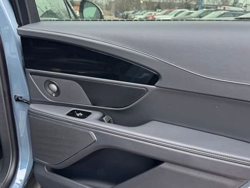 New 2026 Lincoln Nautilus Reserve w/ Jet Appearance Package image 13