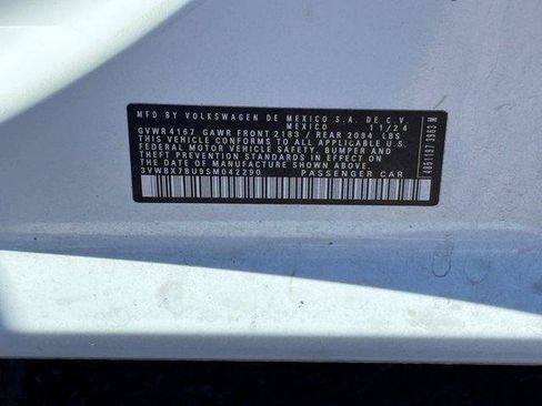 Used 2025 Volkswagen Jetta Sport FWD image 11