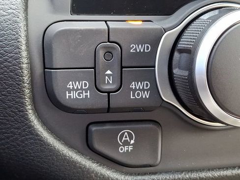 New 2026 RAM 1500 Express AWD/4WD image 21