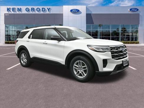 New 2026 Ford Explorer Active AWD/4WD image 1