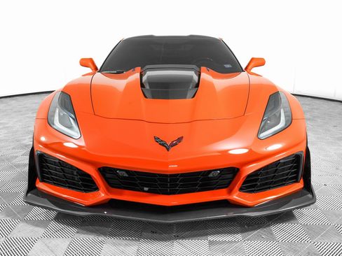 Used 2019 Chevrolet Corvette ZR1 image 2