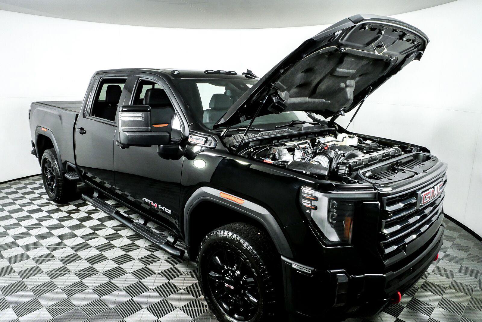 Used 2024 GMC Sierra 2500 AT4 w/ AT4 Preferred Package AWD/4WD image 29