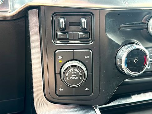 Used 2022 Ford F150 Raptor w/ Raptor 37 Performance Package AWD/4WD image 34