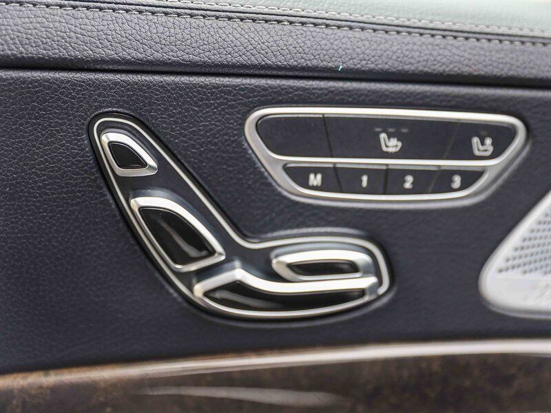 Used 2016 Mercedes-Benz S 550 Sedan image 28