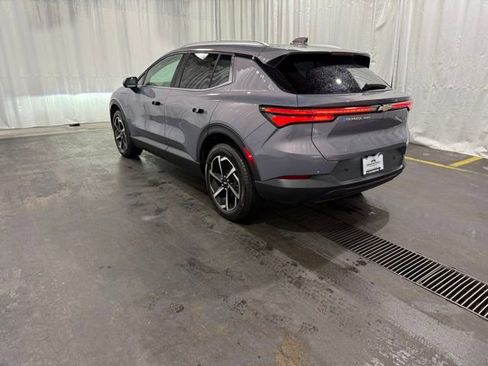 New 2026 Chevrolet Equinox EV LT AWD/4WD image 5