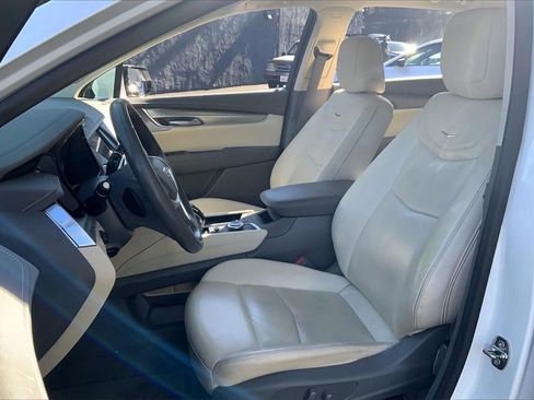 Certified 2023 Cadillac XT5 Premium Luxury w/ Technology Package image 10