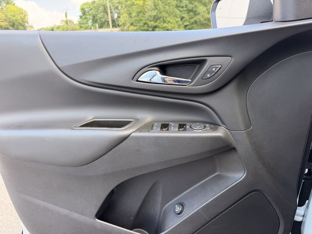 Used 2024 Chevrolet Equinox LT FWD image 7