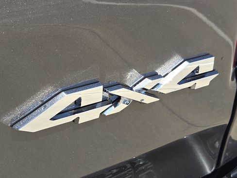 New 2026 RAM 1500 Laramie image 8