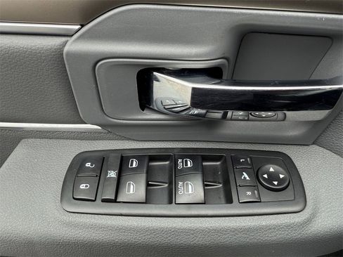 Used 2018 RAM 1500 Big Horn image 11