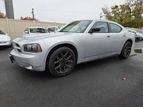 Used 2009 Dodge Charger SE image 1