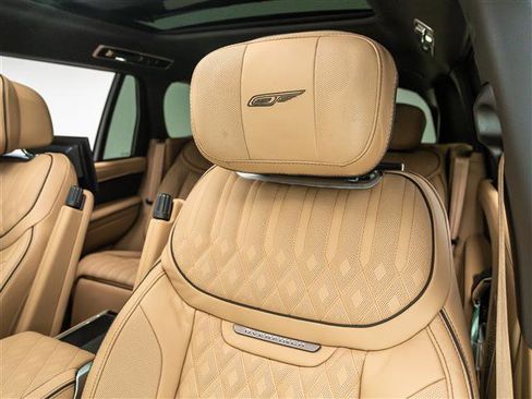 New 2025 Land Rover Range Rover Long Wheelbase Autobiography image 19