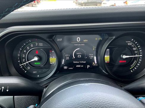 Used 2024 Jeep Wrangler Unlimited Rubicon 4xe image 25